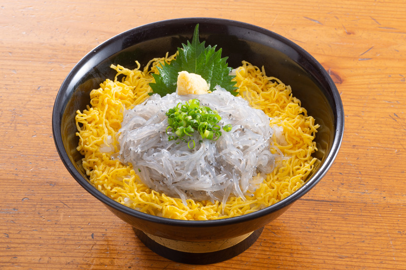 生しらす丼 1,000円